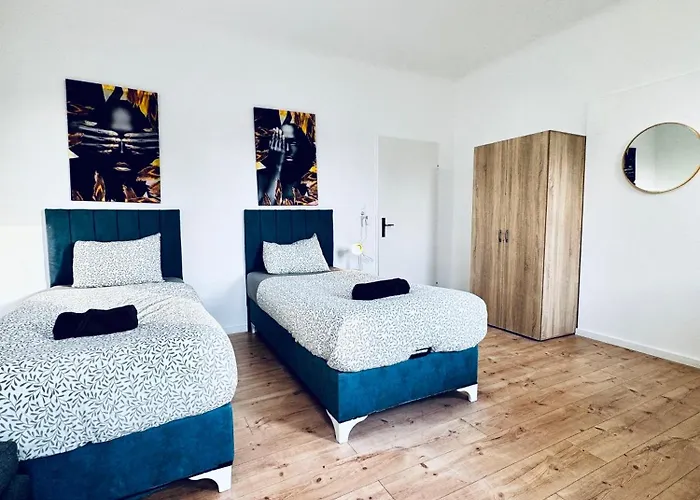 Budget Friendly House With Garden For 14 Guests * Vienna