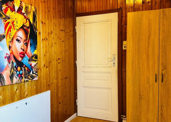 Budget Friendly House With Garden For 14 Guests Vienna