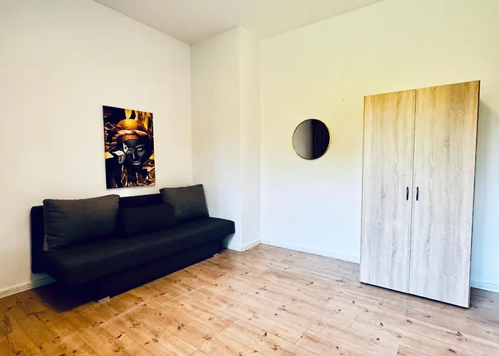 Budget Friendly House With Garden For 14 Guests Apartment