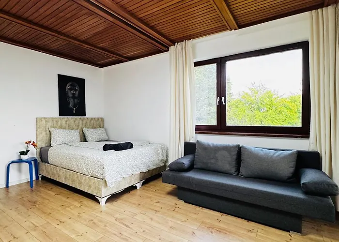 Budget Friendly House With Garden For 14 Guests Apartment Vienna