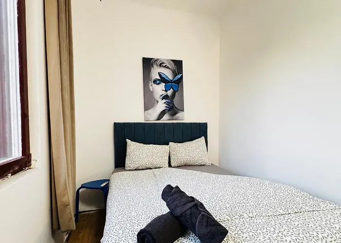 Budget Friendly House With Garden For 14 Guests Apartment *