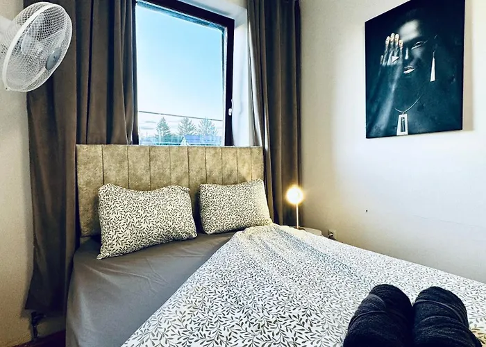 Budget Friendly House With Garden For 14 Guests Apartment *